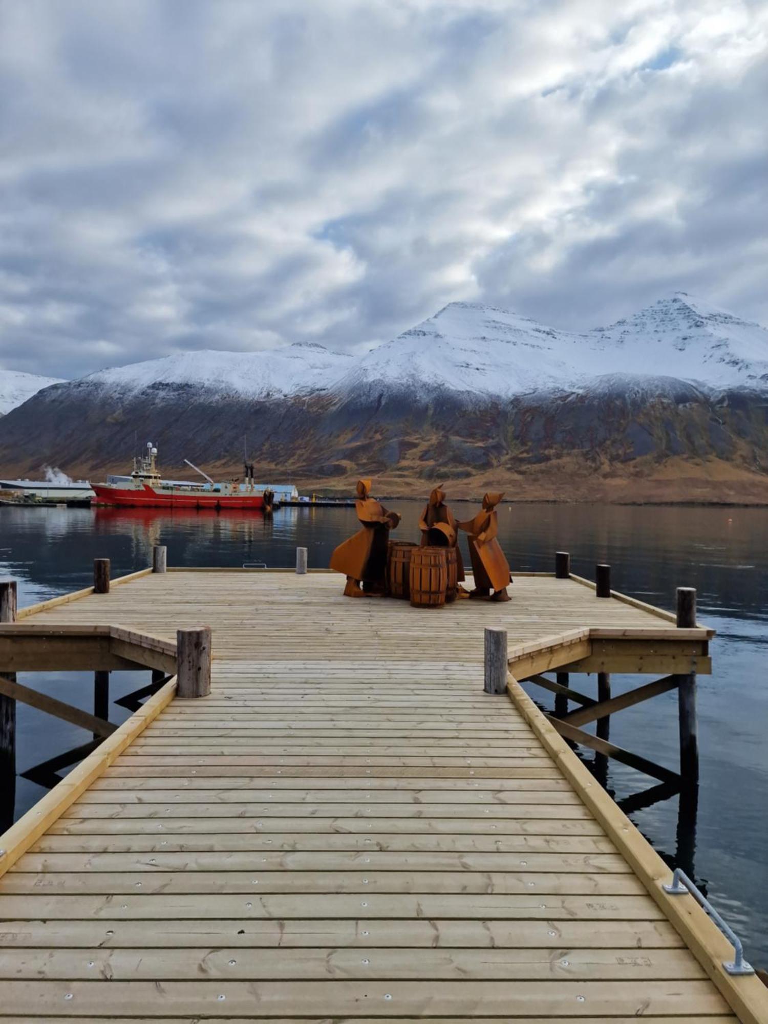 Landakot The Perfect Getaway By Staynorth Siglufjordur Exterior foto