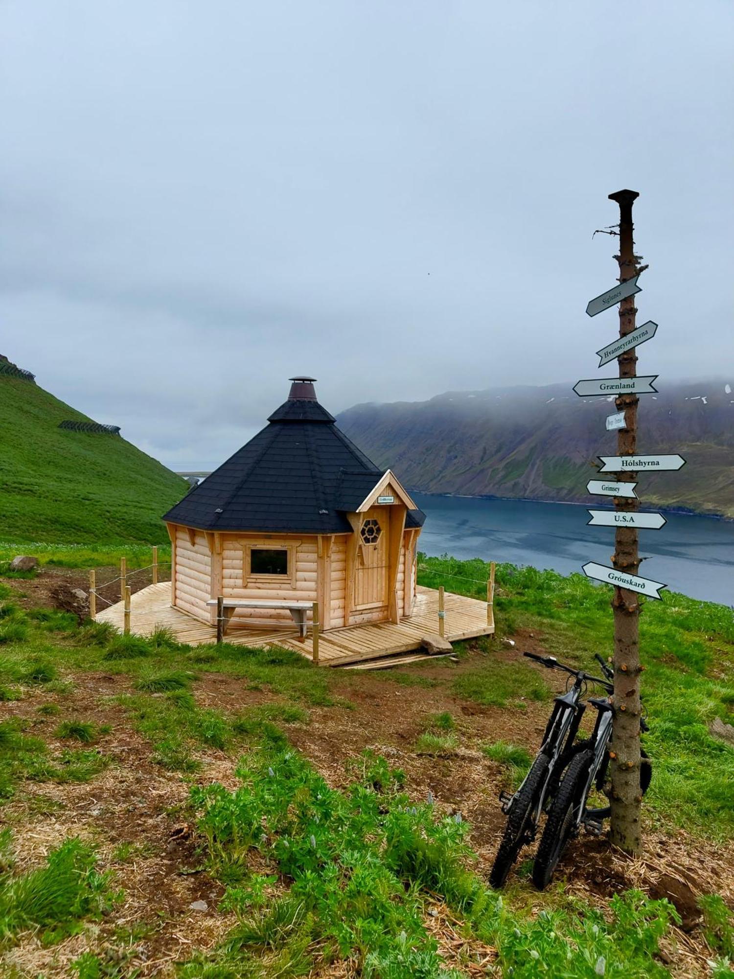 Landakot The Perfect Getaway By Staynorth Siglufjordur Exterior foto